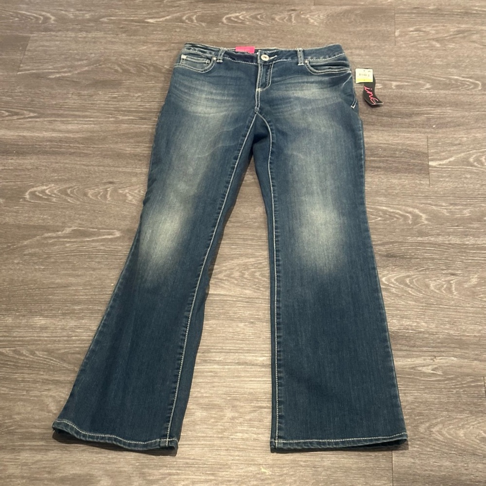 INC International Concepts Blue Curvy, Bootleg Size 4 Jeans